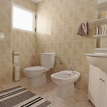 Ref 9685 Apartamento De Leon * Torrevieja